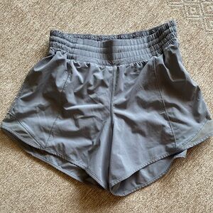 Lululemon Hotty Hot High-Rise Lined Short 4"